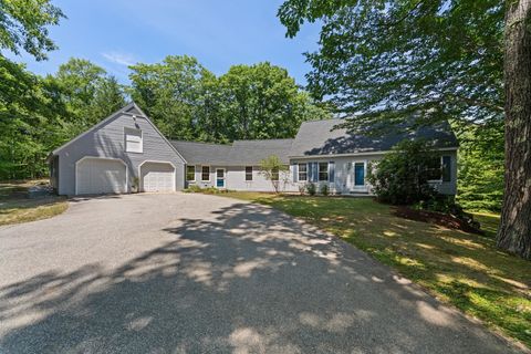 Photo of 35 Ash Hill Road, Plymouth, NH 03264 (MLS # 5099862)