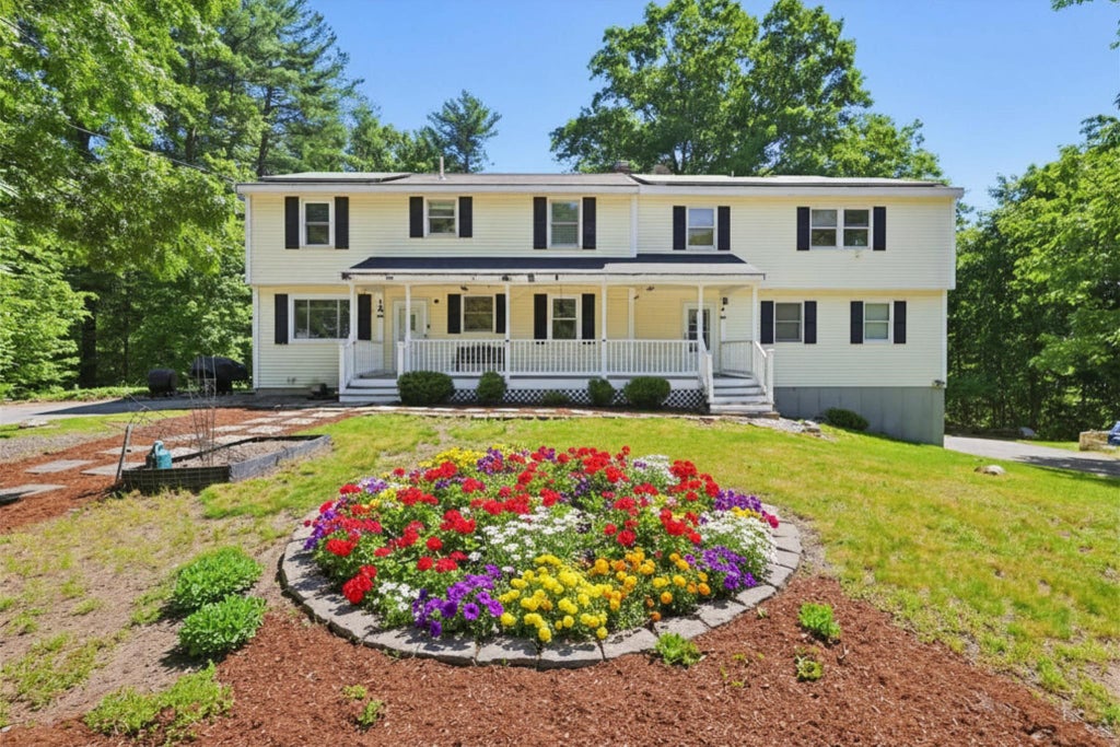 Photo of 14 Terra Lane, Hudson, NH 03051 (MLS # 5108748)