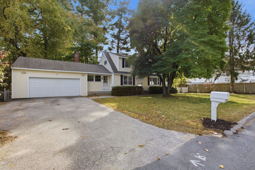 Photo of 3 Alice Drive, Nashua, NH 03063 (MLS # 5114533)