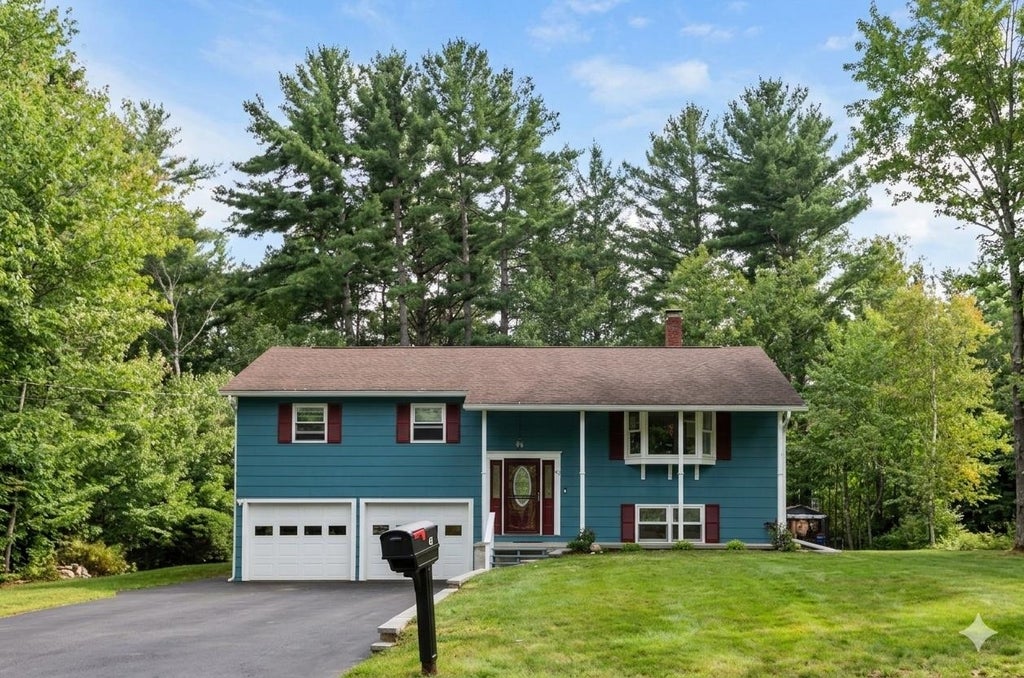 Photo of 42 Crestwood Drive, Gorham, NH 03581 (MLS # 5111969)