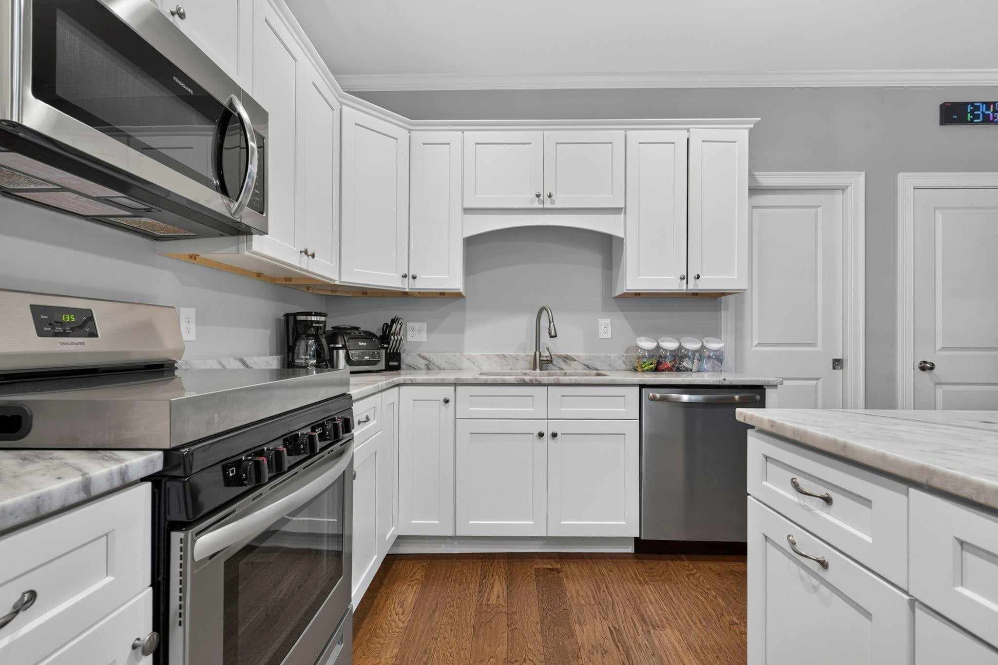 2 Cleveland Avenue 1