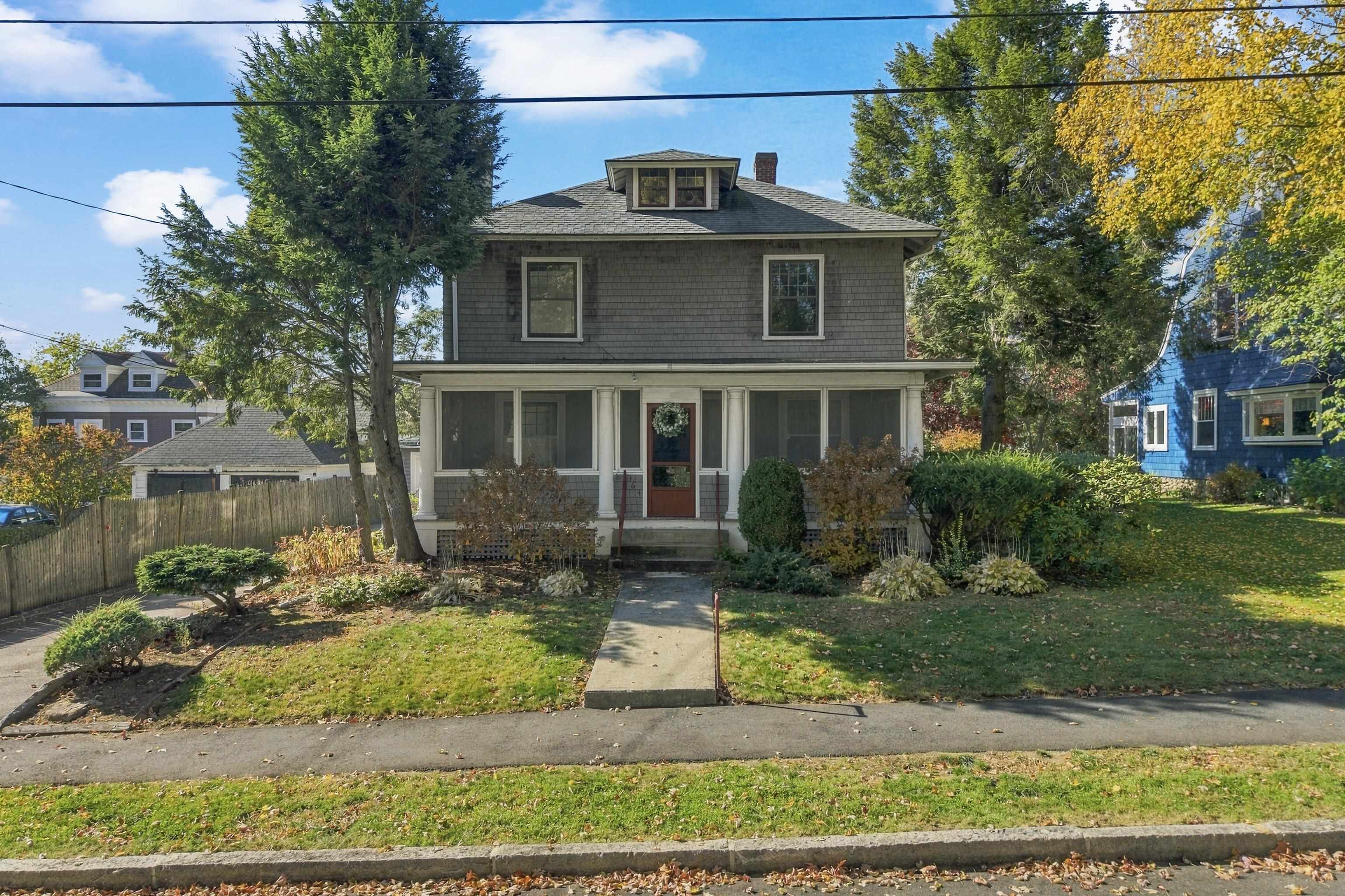 364 Ray Street