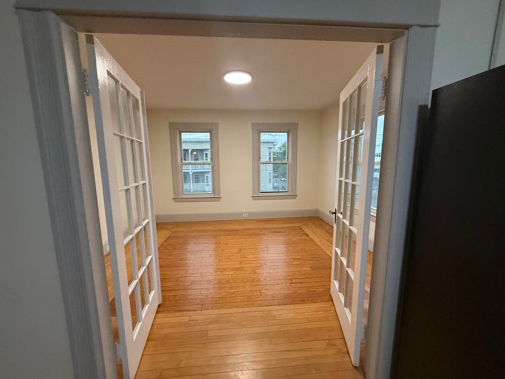 Photo of 59 Bremer Street #unit 3, Manchester, NH 03103 (MLS # 5101387)