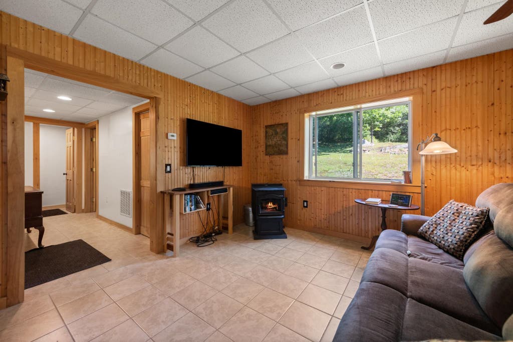 Photo of 529 US Route 4, Danbury, NH 03230 (MLS # 5101880)