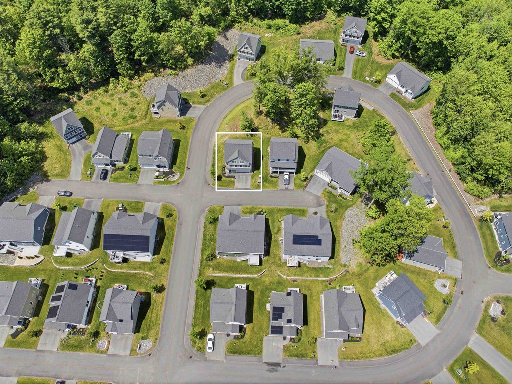 Photo of 2 Juniper Drive, Dover, NH 03820 (MLS # 5092686)