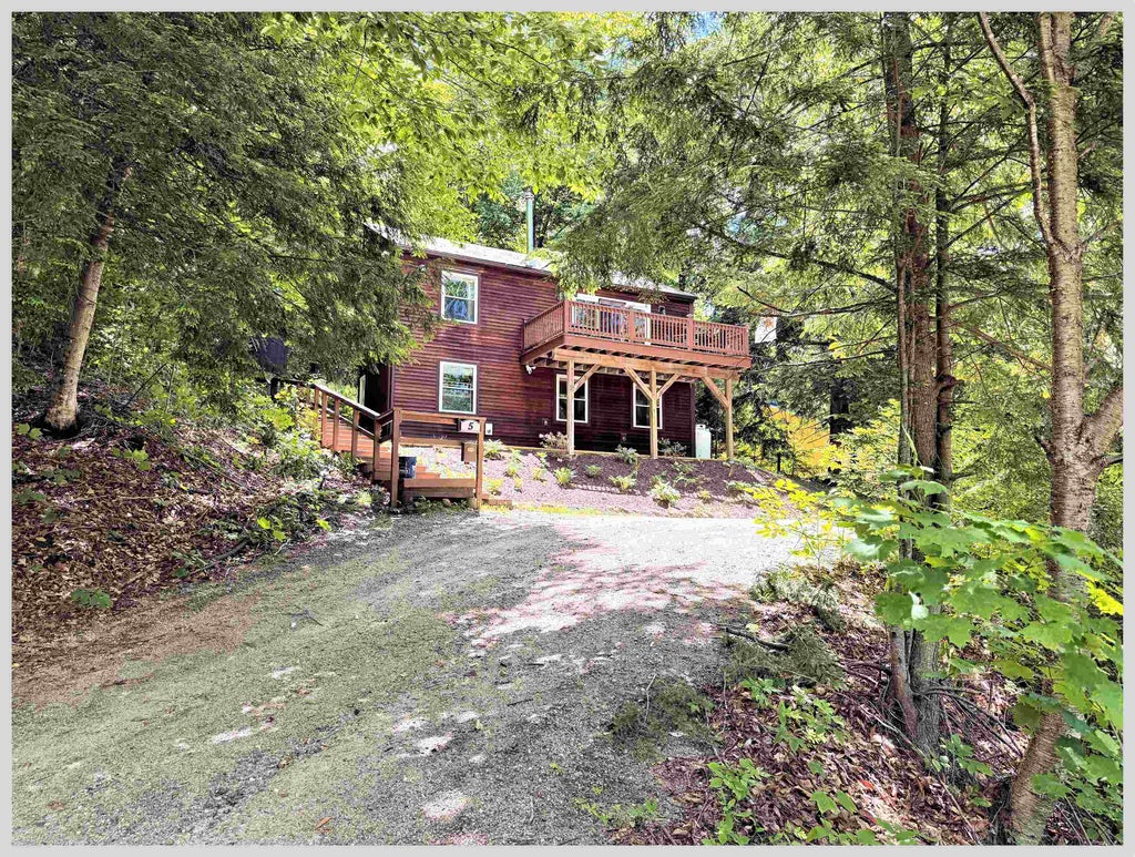 Photo of 5 Durgin Circle, Campton, NH 03223 (MLS # 5096151)