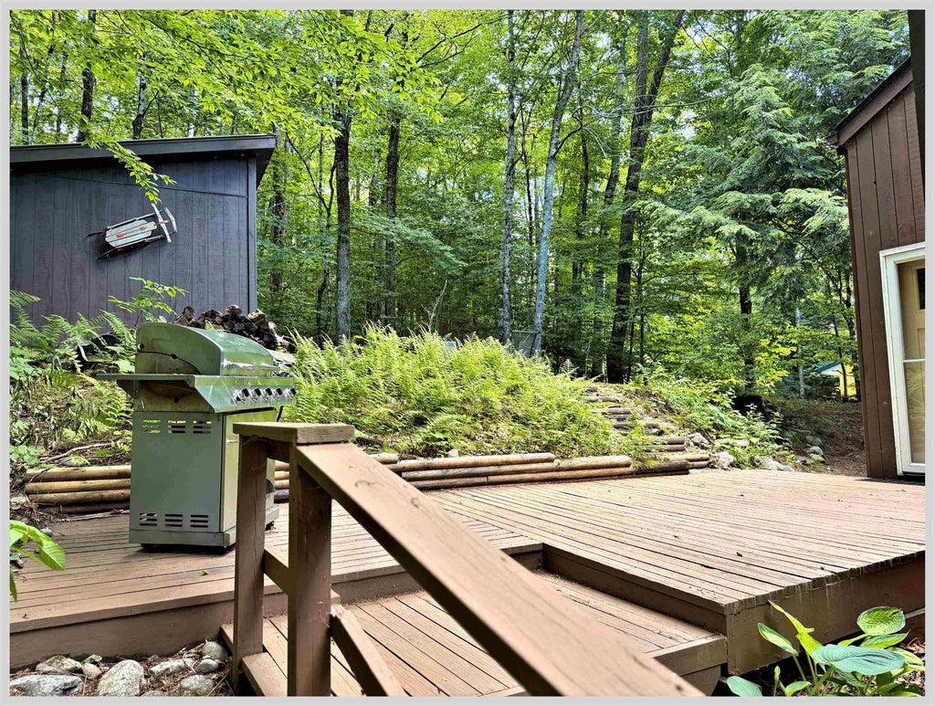 Photo of 5 Durgin Circle, Campton, NH 03223 (MLS # 5096151)
