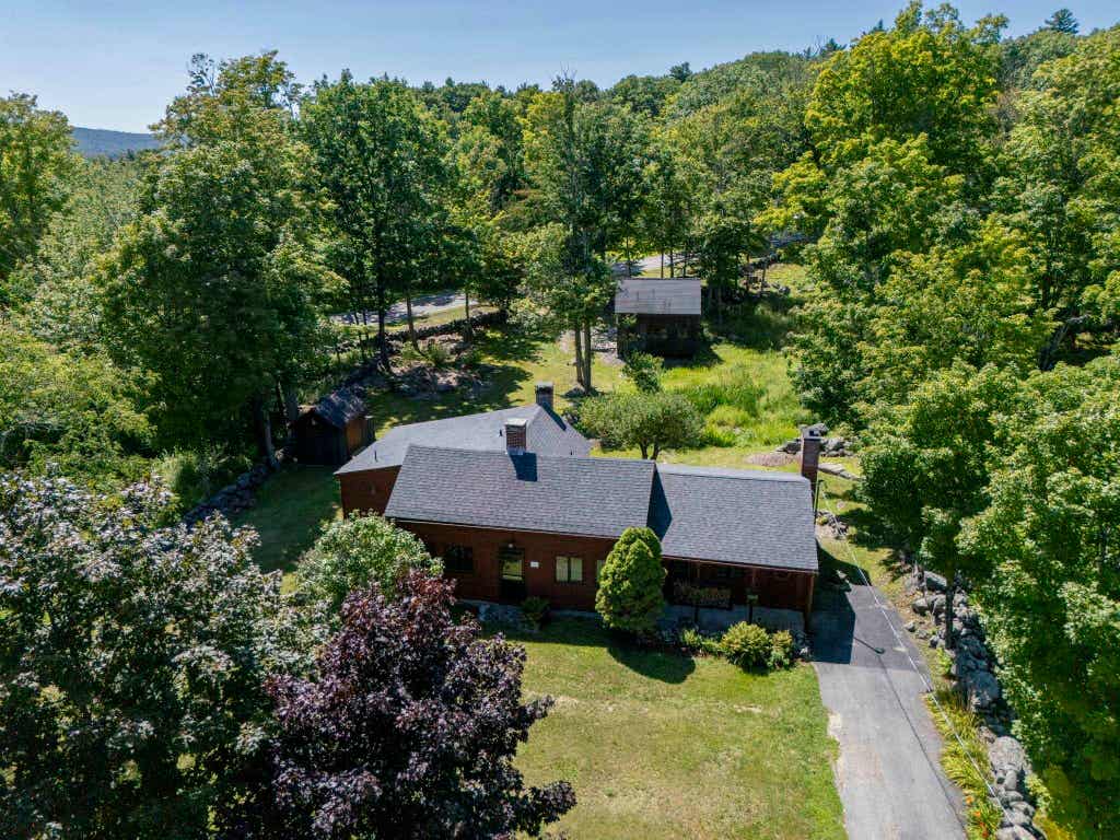 Photo of 578 Center Road, Hillsborough, NH 03244 (MLS # 5103843)