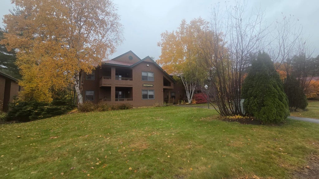 Photo of 156 Deer Park Drive #128TD, Woodstock, NH 03262 (MLS # 5113684)