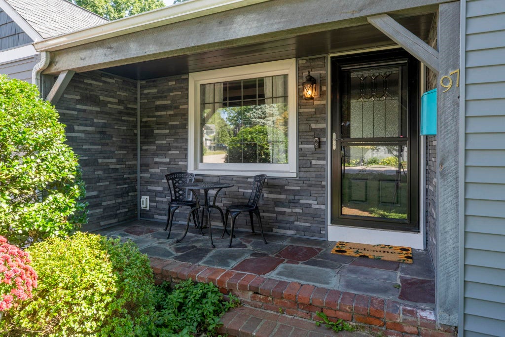 Photo of 97 Atherton Avenue, Nashua, NH 03064 (MLS # 5107084)