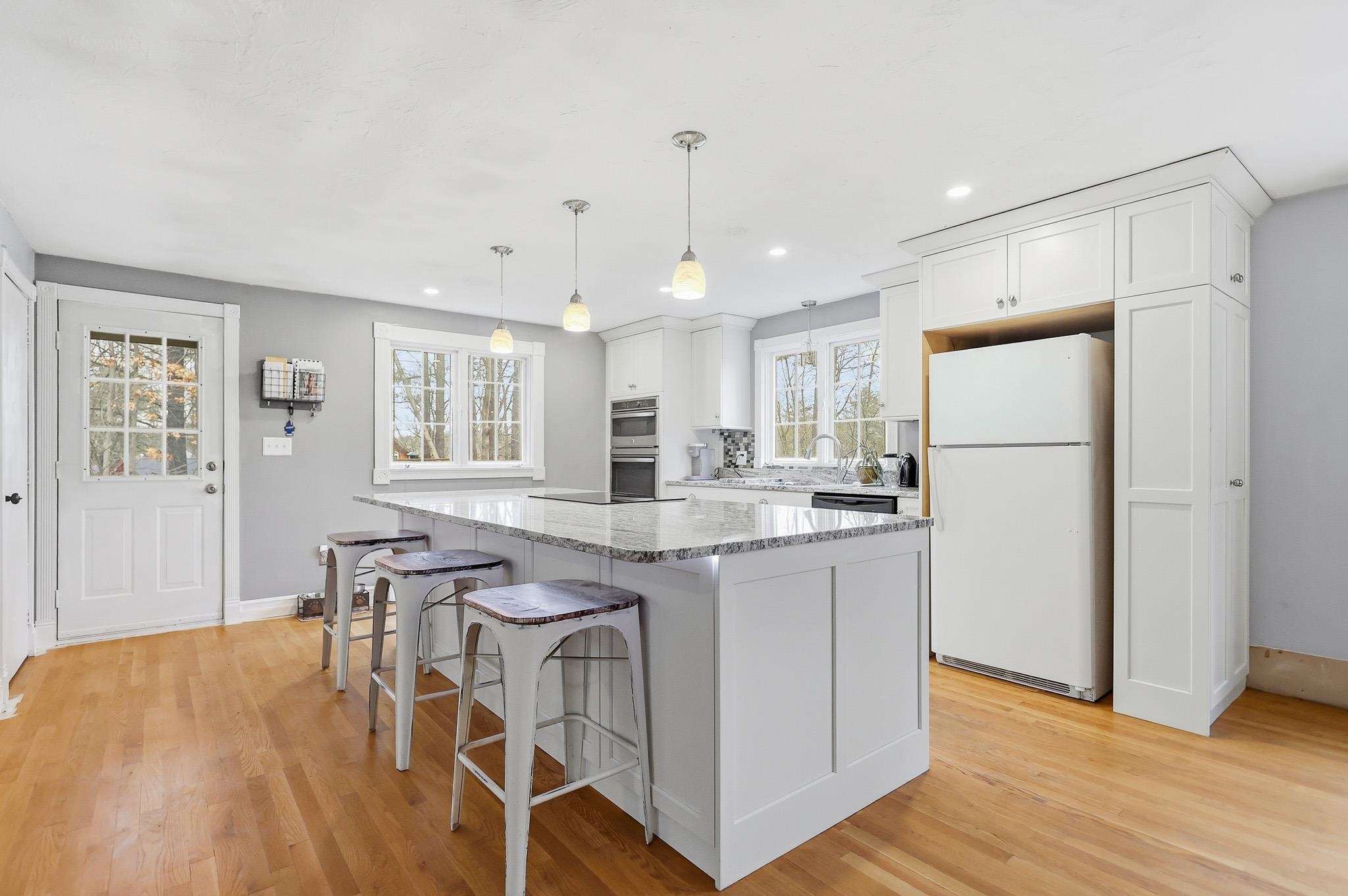 773 Mammoth Road