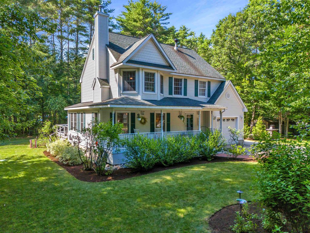 Photo of 124 Riverwood Circle #2, Effingham, NH 03882 (MLS # 5100789)