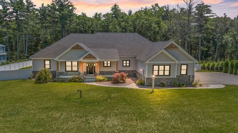 Photo of 7 Lilac Ridge Road, Windham, NH 03087 (MLS # 5101534)