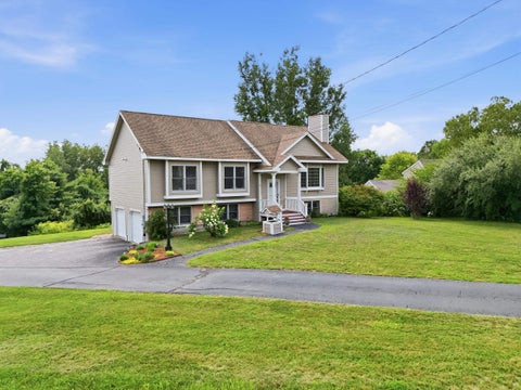 Photo of 42 Mason Avenue, Pembroke, NH 03275 (MLS # 5104523)