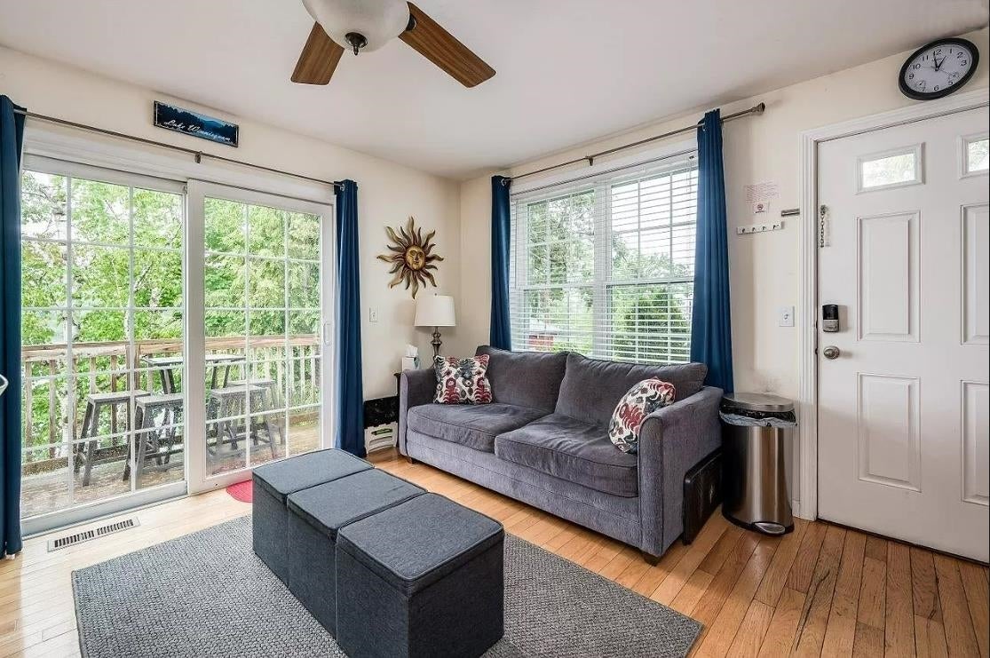 885 Laconia Road 31