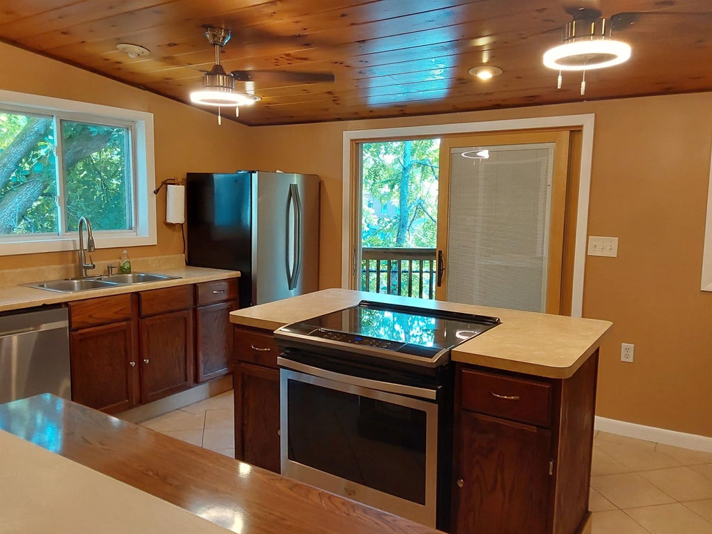 Photo of 151 Buck Street, Pembroke, NH 03275 (MLS # 5103466)
