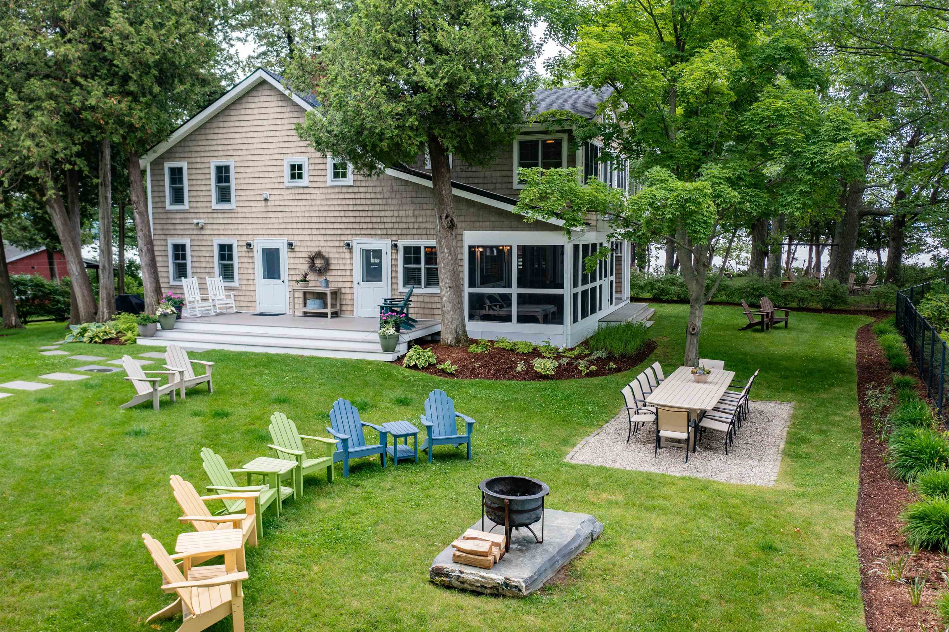 1333 Colchester Point Road