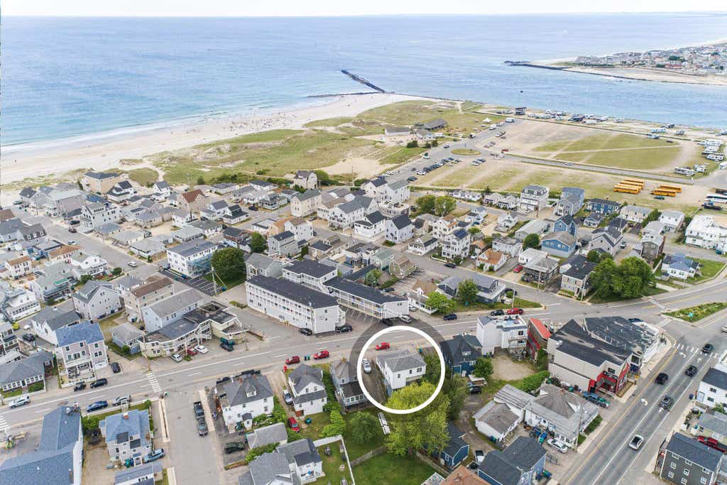 Photo of 13 Ocean Boulevard, Hampton, NH 03842 (MLS # 5082626)