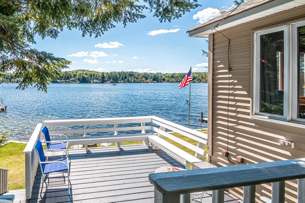 Photo of 60 N Roberts Cove Road, Wakefield, NH 03872 (MLS # 5108902)