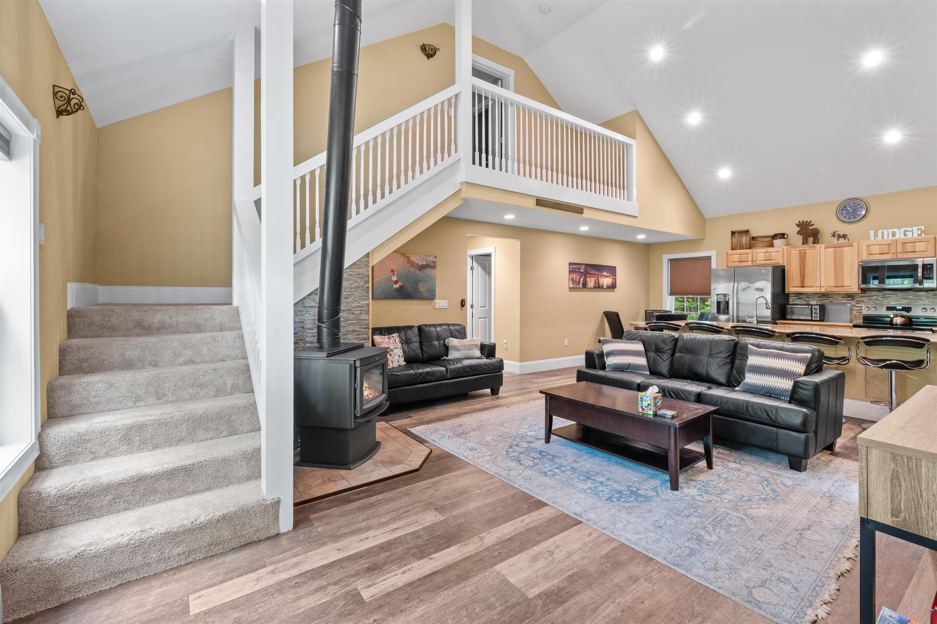 177 Alpstrausse