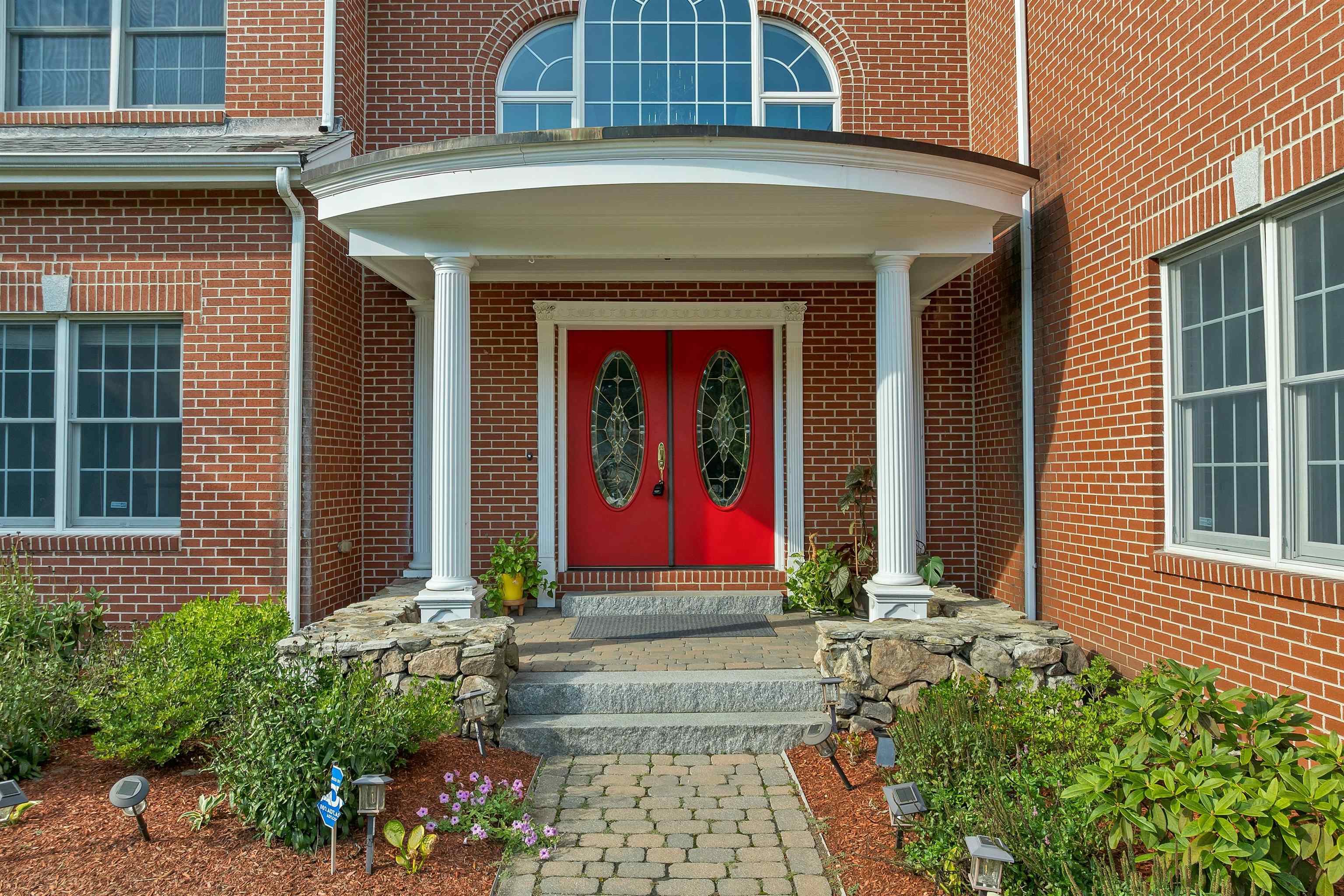 5 Crestwood Lane