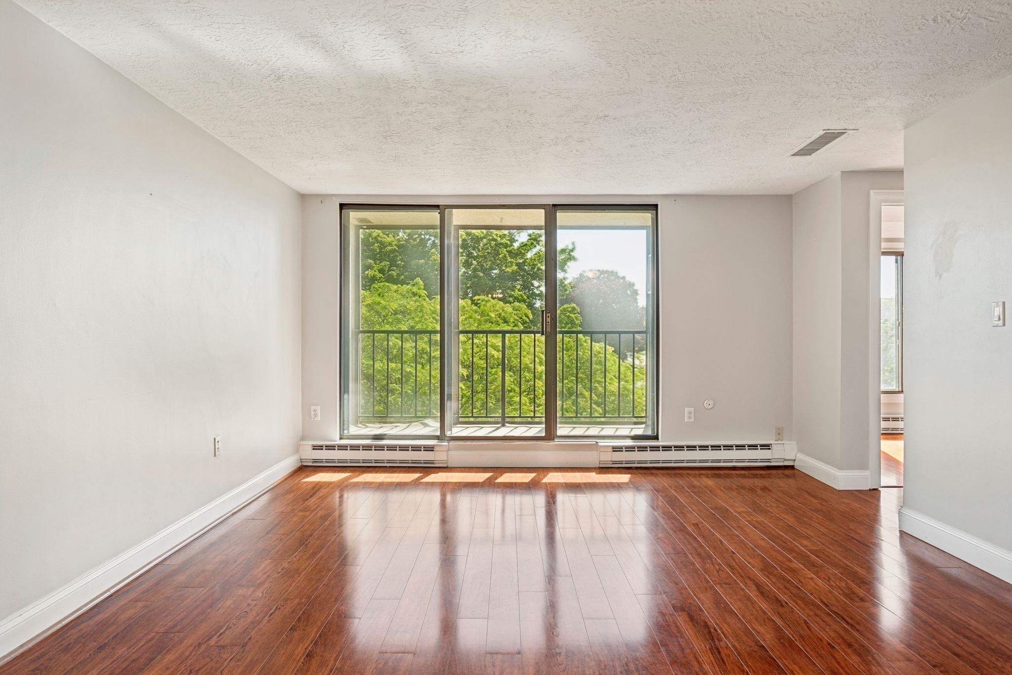 55 River Road 6A