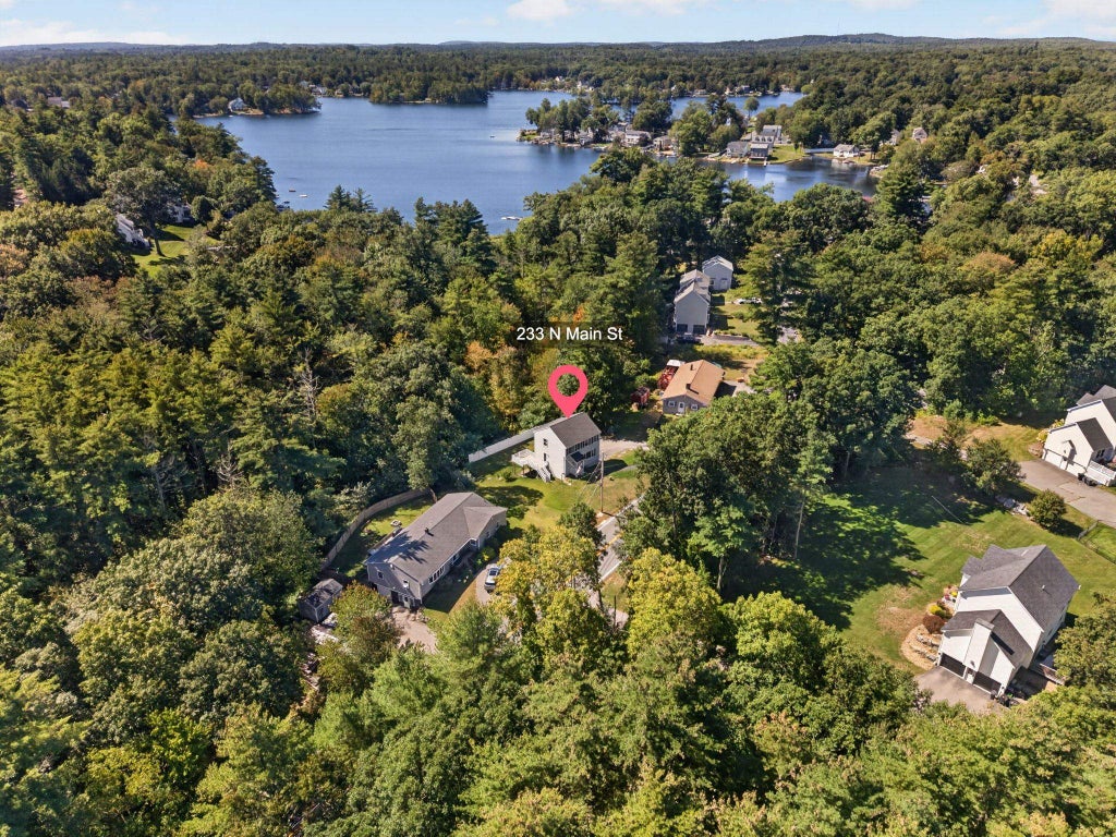 Photo of 233 North Main Street, Salem, NH 03079 (MLS # 5111495)
