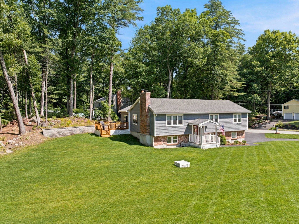 Photo of 19 Michael Avenue, Nashua, NH 03063 (MLS # 5097812)