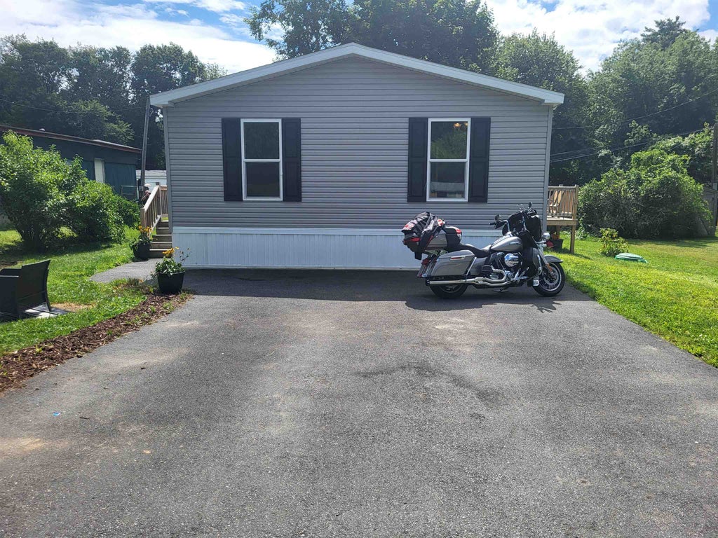 Photo of 85 Coffin Road #TRLR 17, Epping, NH 03042 (MLS # 5106259)