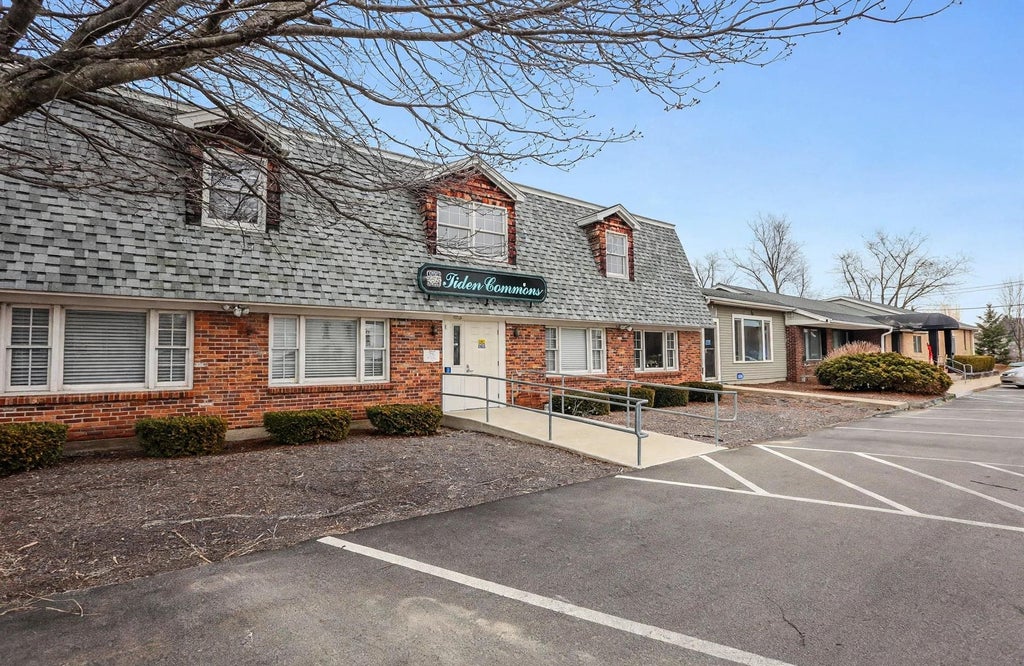 Photo of 273 S River Road #3, Bedford, NH 03110 (MLS # 5110098)