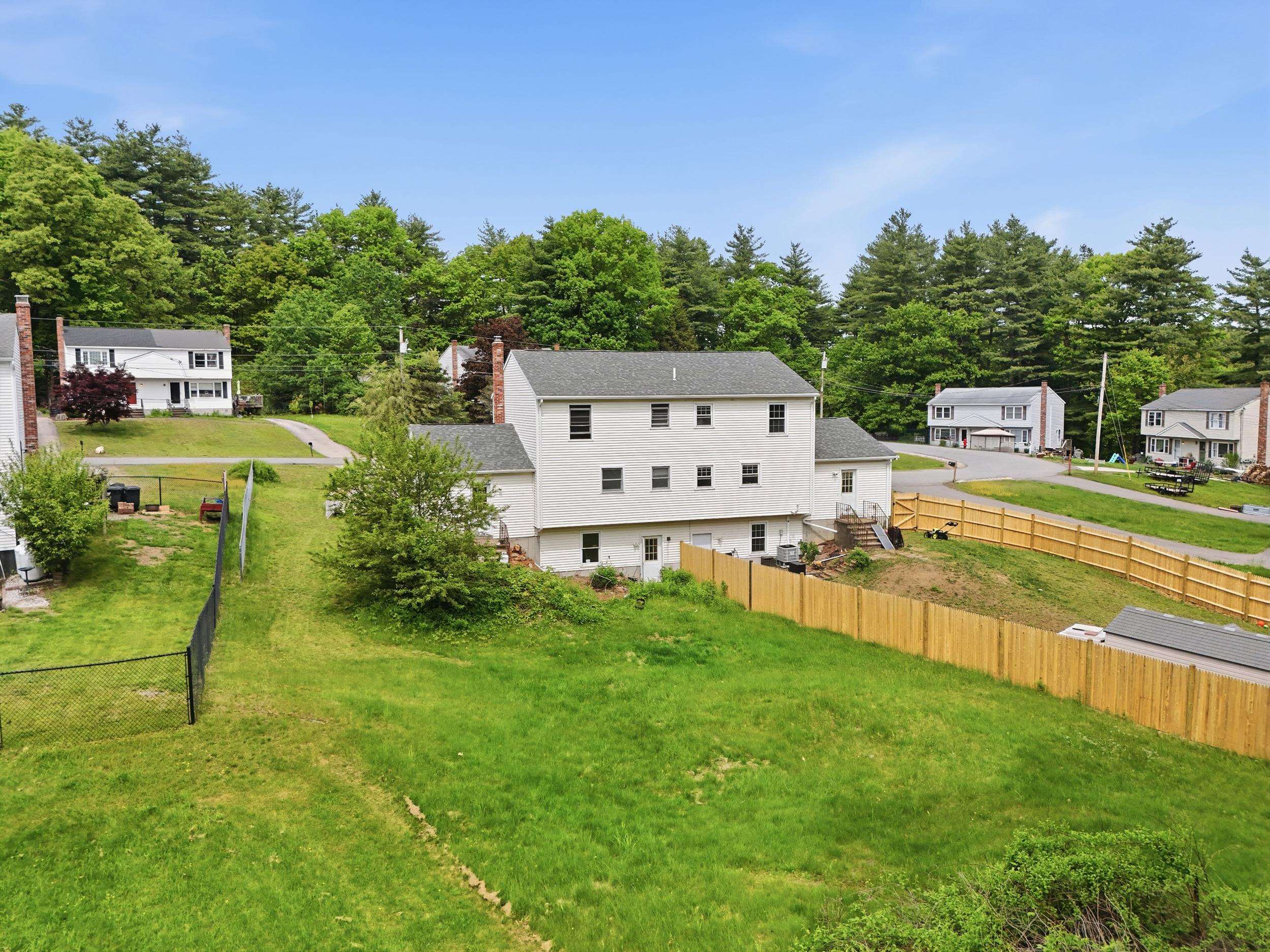 13 Sunnyside Lane R