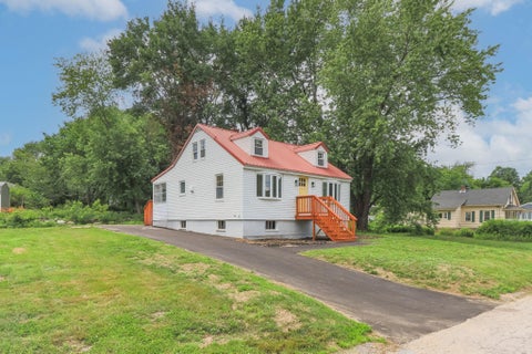 Photo of 30 Dawson Avenue, Manchester, NH 03104 (MLS # 5096964)