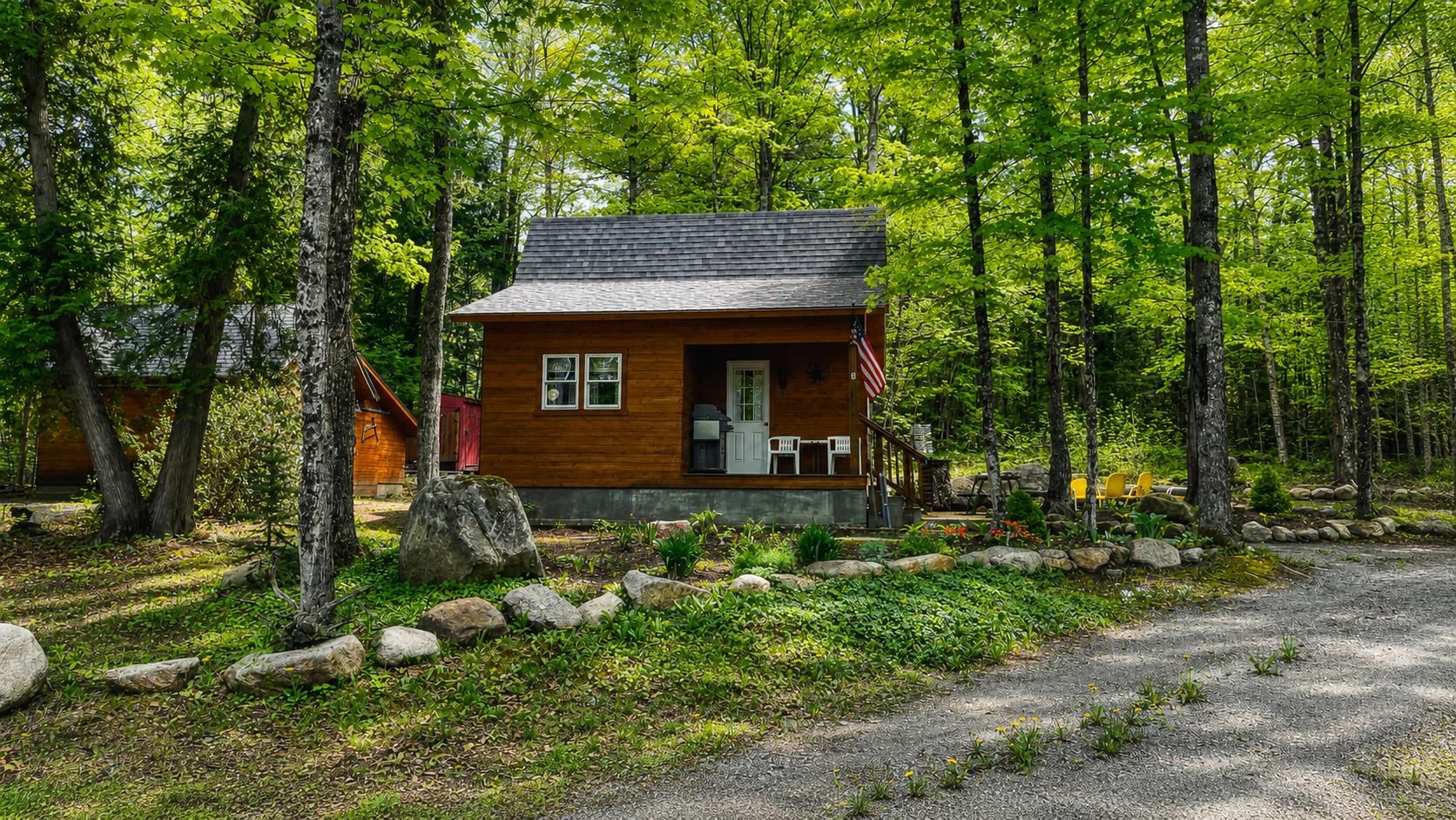 27 Birch Point S Road