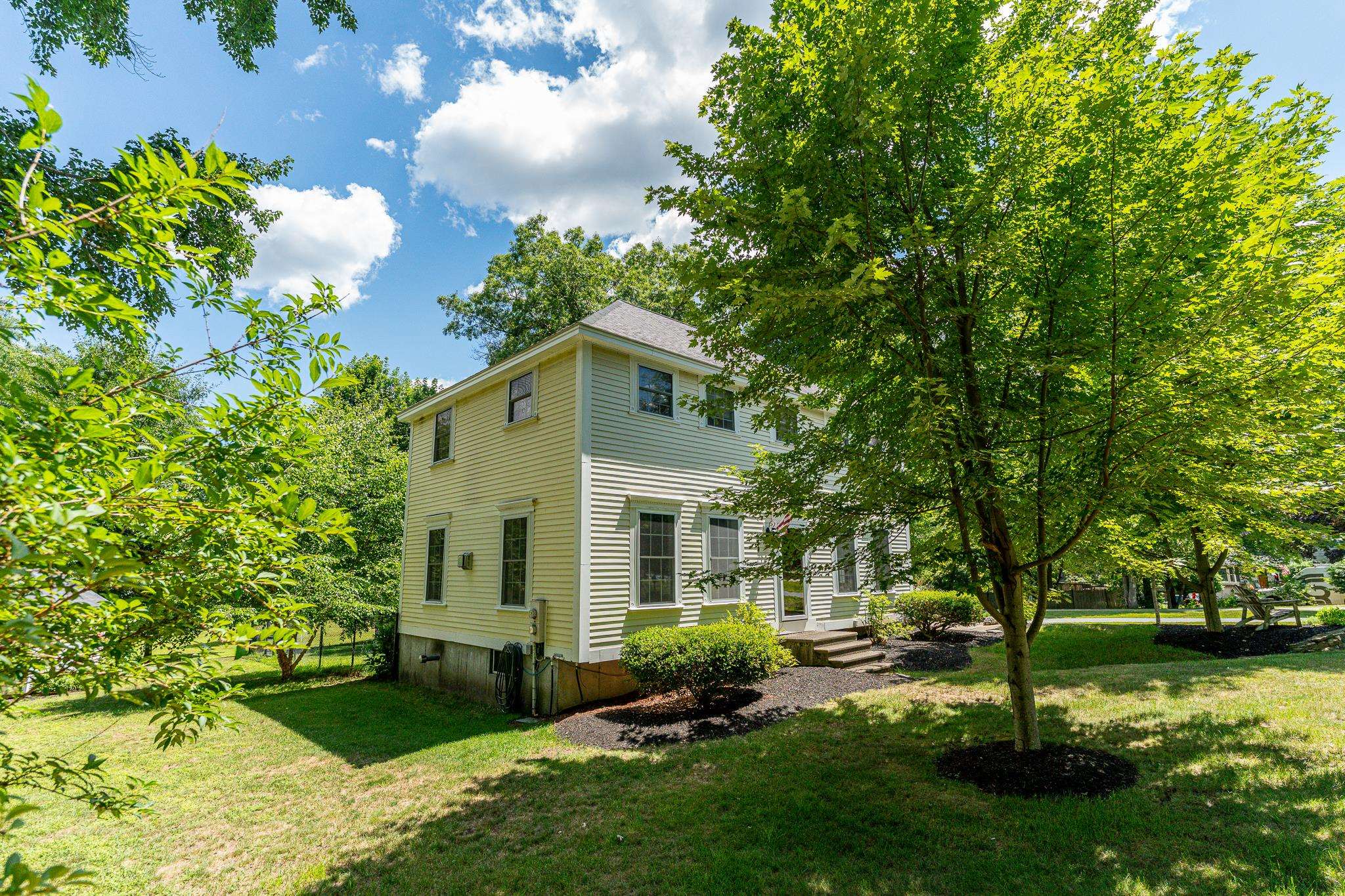 25 Charleston Avenue