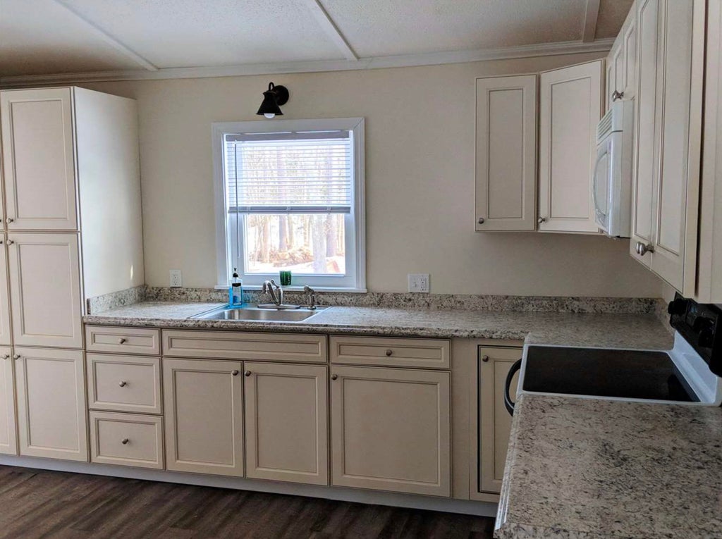 Photo of 131 Epping Road, Exeter, NH 03833 (MLS # 5113539)