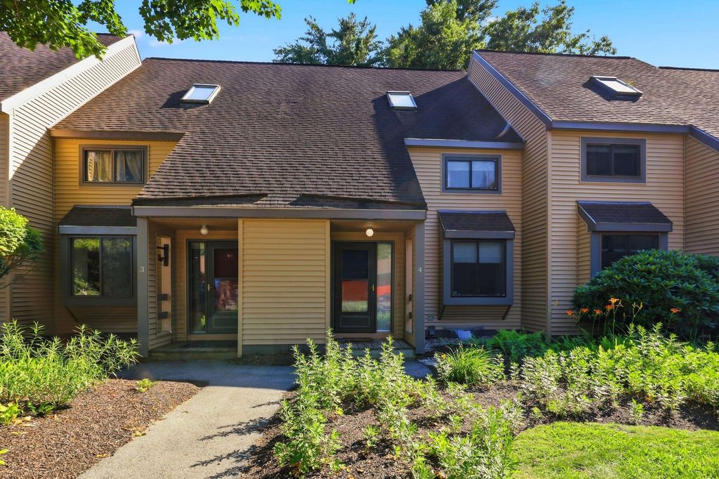 Photo of 4 Remington Court, Pembroke, NH 03275 (MLS # 5099806)