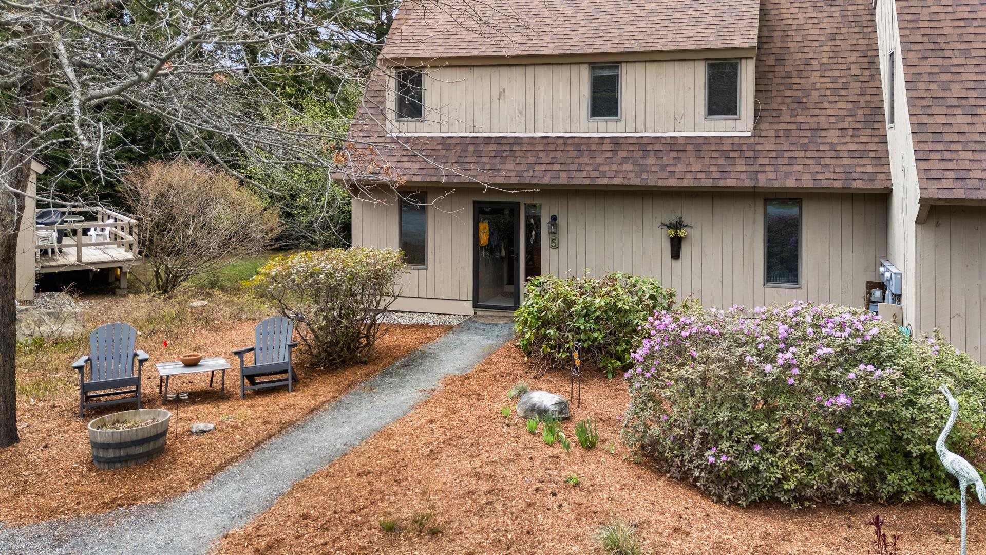 5 Pleasant Drive