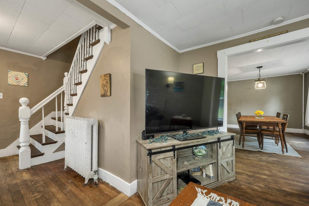 Photo of 175 Clinton Street, Concord, NH 03301 (MLS # 5112427)