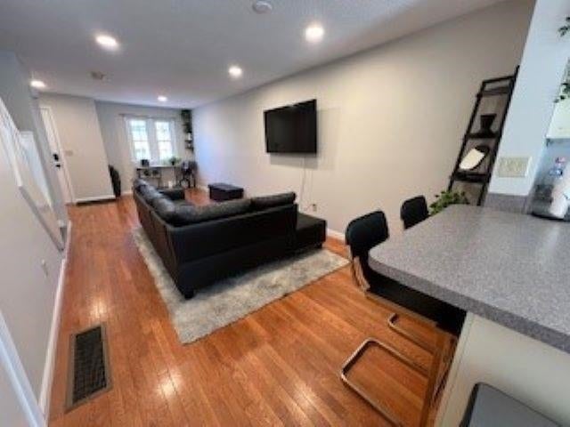 Photo of 517 Fox Hollow Way, Manchester, NH 03104 (MLS # 5092670)
