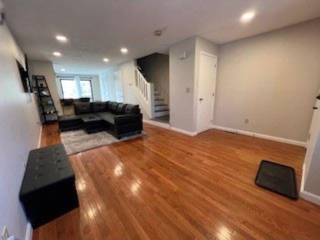 Photo of 517 Fox Hollow Way, Manchester, NH 03104 (MLS # 5092670)