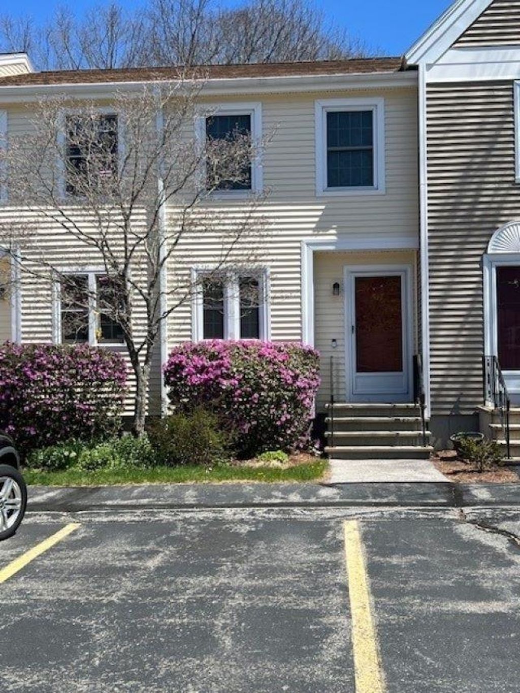 Photo of 517 Fox Hollow Way, Manchester, NH 03104 (MLS # 5092670)