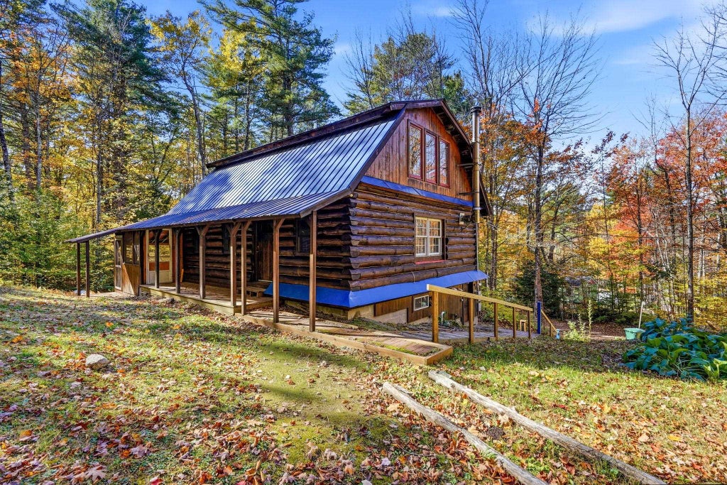 Photo of 62 Sweeney Road, Washington, NH 03280 (MLS # 5114685)