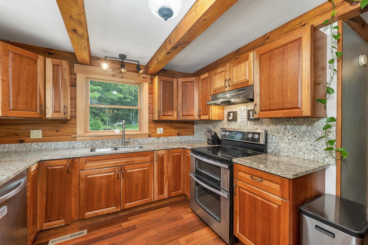 204 Evergreen Valley Road