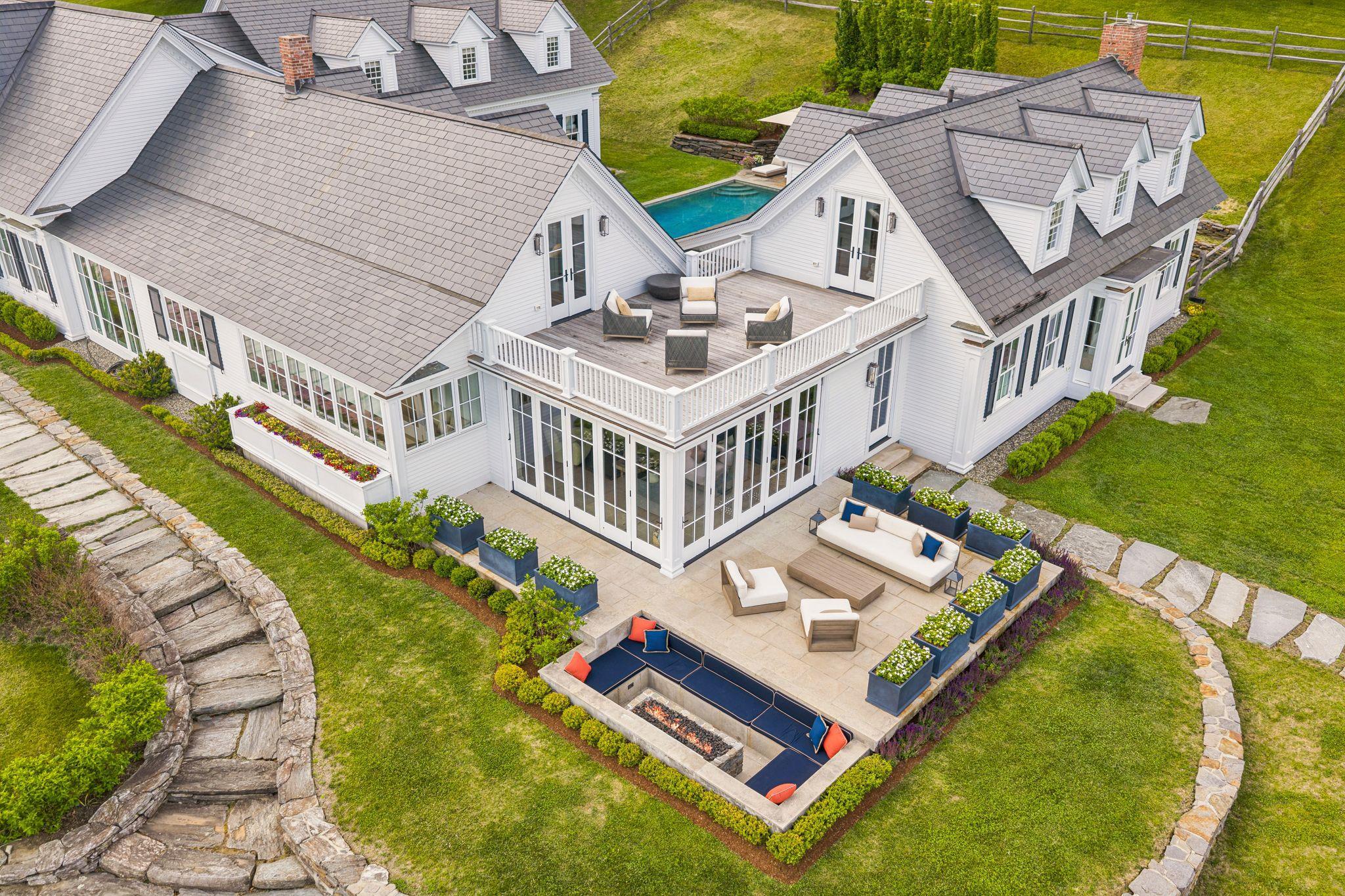 3147 Mount Hunger Road