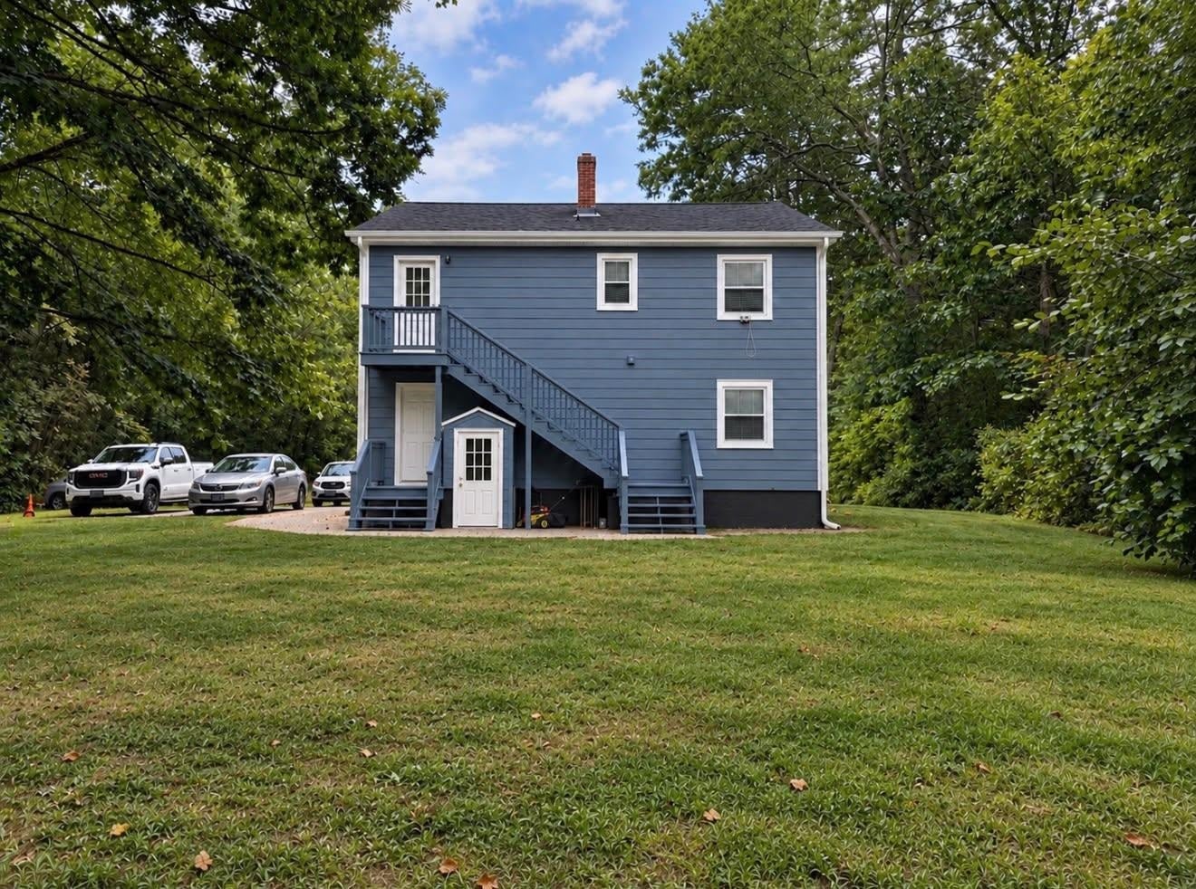 16 Victoria Circle