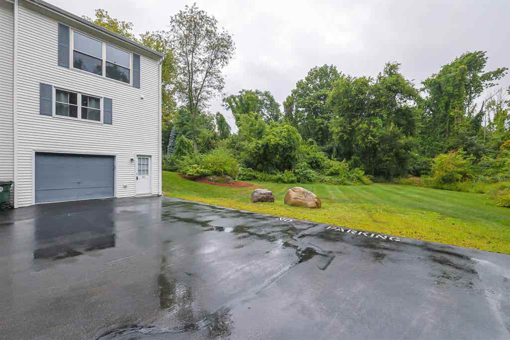 Photo of 1325 Candia Road #10, Manchester, NH 03109 (MLS # 5106647)