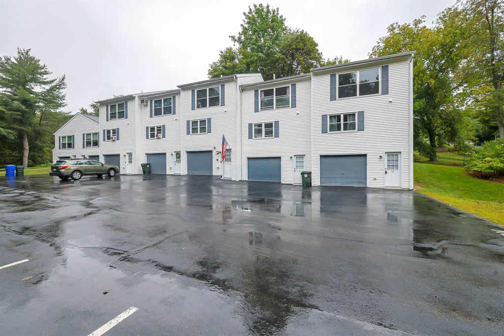 Photo of 1325 Candia Road #10, Manchester, NH 03109 (MLS # 5106647)