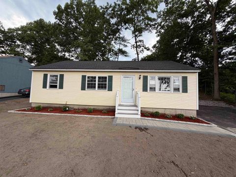 Photo of 377 broad Street, Nashua, NH 03063 (MLS # 5097507)
