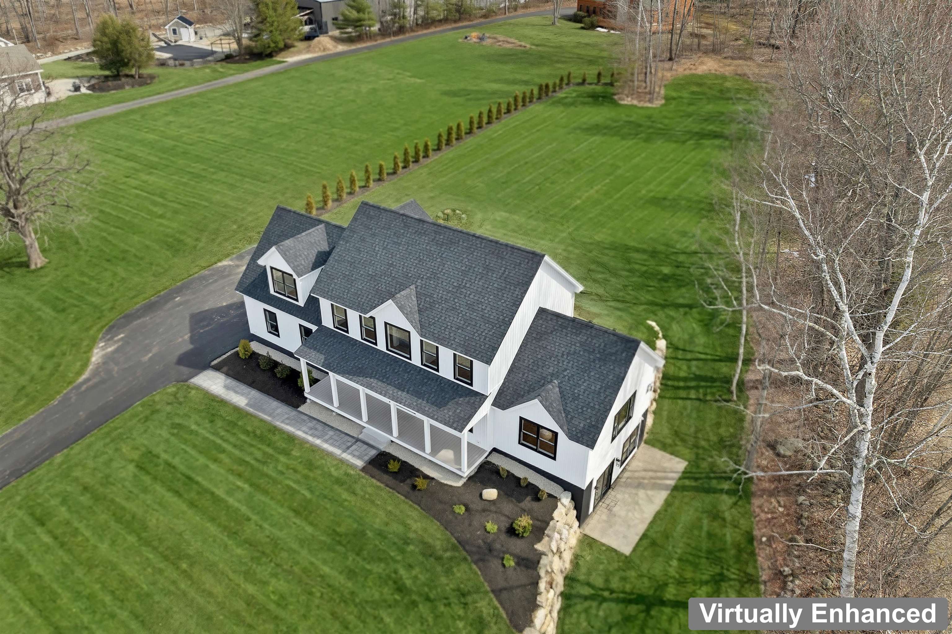 83 W Parish Road
