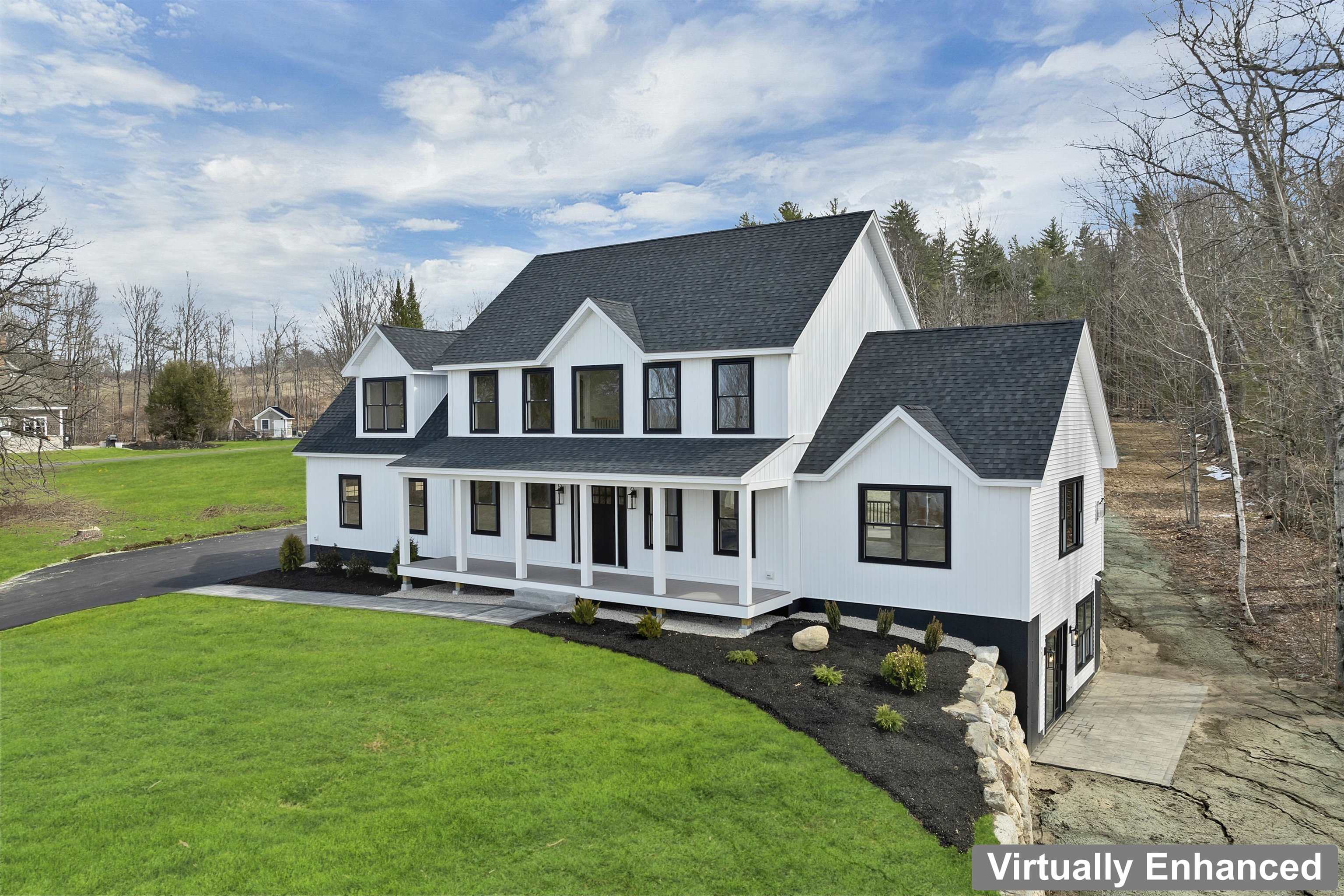83 W Parish Road